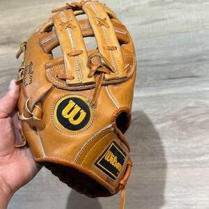 Wilson A2952 cowhide LH baseball mitt glove‎